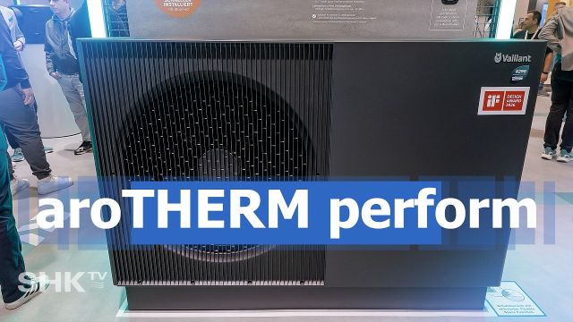 Embedded thumbnail for Sechs Wärmepumpen, eine Inneneinheit – Vaillant aroTHERM perform